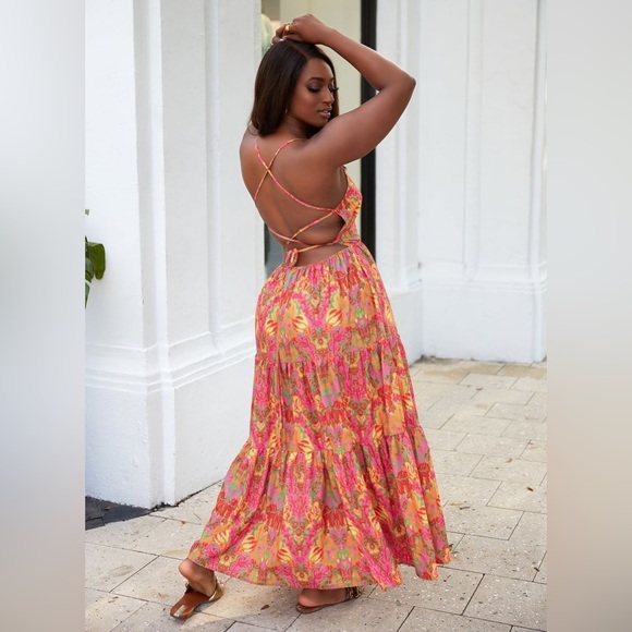 Rebdolls Noemi Tropical Print Open Back Maxi Aline Dress - Picture 2 of 4